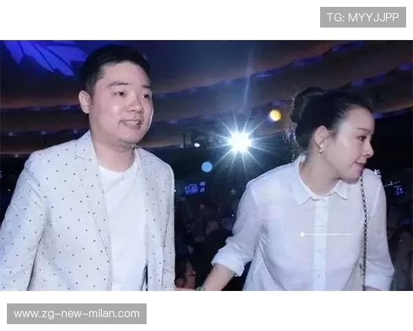 36岁丁俊晖现状：身家过亿却常住国外，大龄富二代妻子气质绝佳